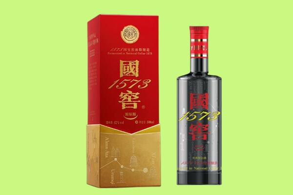 怒江福贡县回收国窖1573.jpg